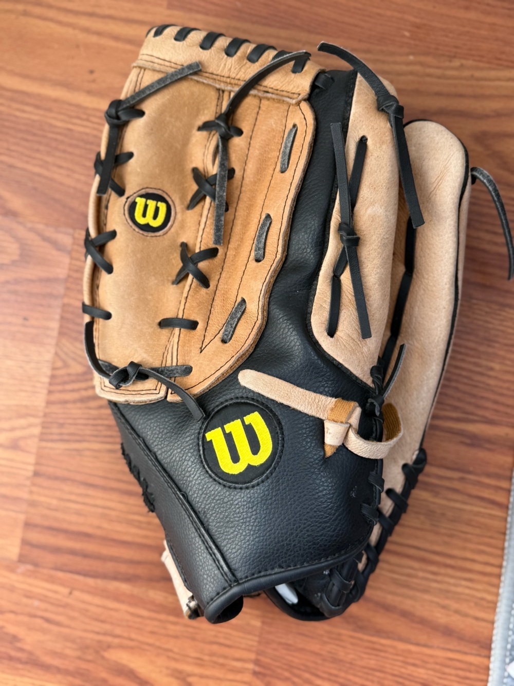 Softball glove -left hand